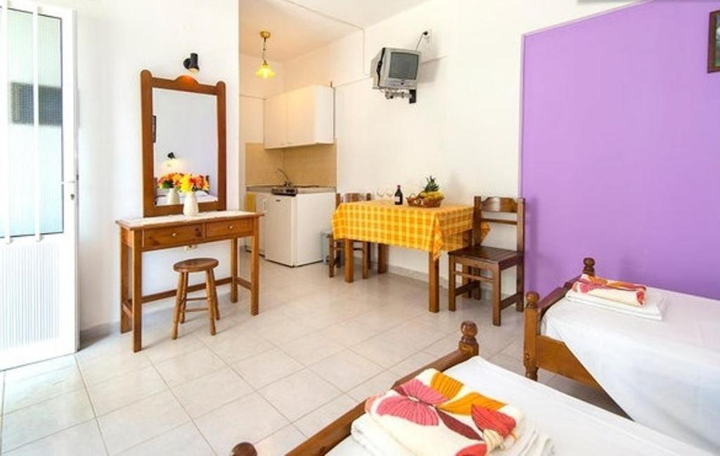 Evi Apartments And Studios Theológos 部屋 写真