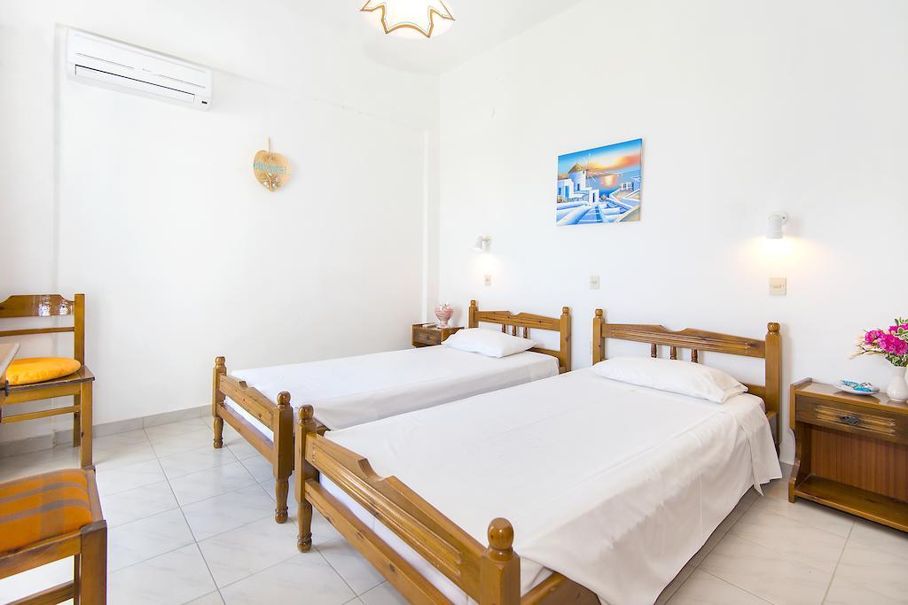 Evi Apartments And Studios Theológos 部屋 写真